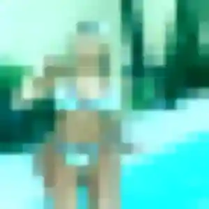Marine, 23 ans, connectée à Ledeuix pour une rencontre coquine
