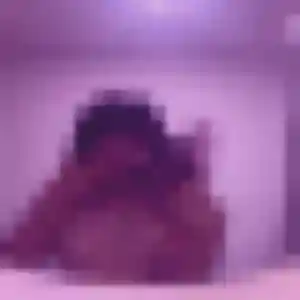 Photo de Zelda à Léry (32 ans) - plan cul discret