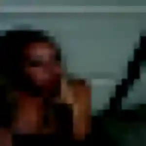 Amira, 25 ans, en ligne à Les Arcs pour une rencontre coquine