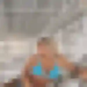 Charmante Louisa, 38 ans à Les Baux-de-Breteuil - voir sa photo