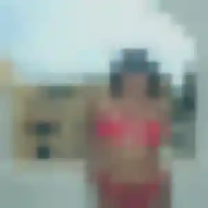 Amandine, fille de 24 ans veut plan cul à Les Baux-Sainte-Croix