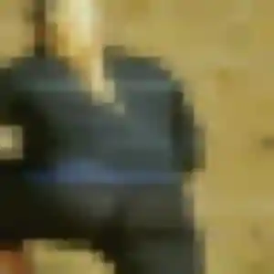 Charlotte, femme de 26 ans propose plan cul à Les Combes