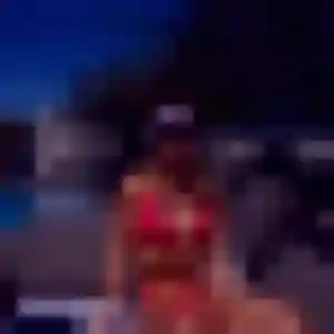 Daphne, femme de 24 ans cherche plan cul à Les Loges