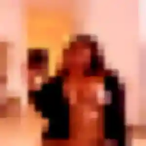 Sexy Violette, 27 ans à Les Ormes-sur-Voulzie - la contacter