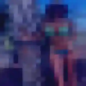 Dounia, 37 ans, connectée à Les Trois-Bassins pour une rencontre coquine