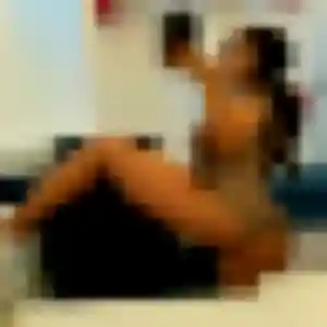 Valentine, 37 ans, dispo pour plan cul à Létra