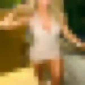 Adelaide, femme de 22 ans cherche plan cul à Leudeville
