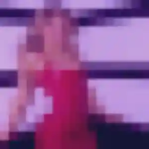 Photo de Emmanuelle à Leyment (45 ans) - plan cul sans inscription