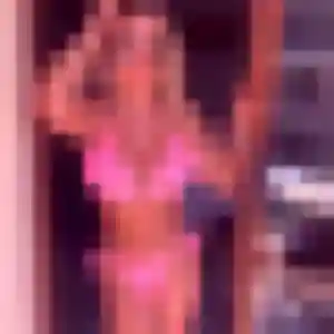Rejoins Cecile, 26 ans à Ligné en privé