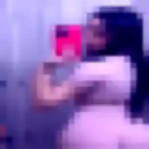 Katia, 30 ans, connectée à Lille pour un plan cul