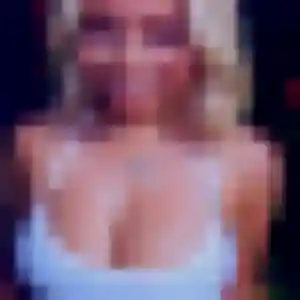 Contacte Capucine, 29 ans à Liverdun en privé