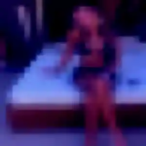 Elise (37 ans) à Loches cherche une rencontre ce soir