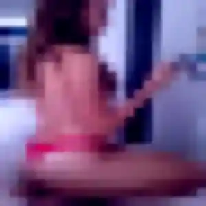 Roxane, femme de 32 ans propose plan cul à Locminé