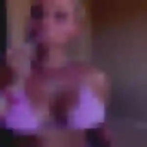 Rejoins Fatima, 22 ans à Lohéac gratuitement