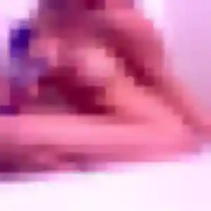 Rejoins Marie-Helene, 22 ans à Loiron-Ruillé gratuitement