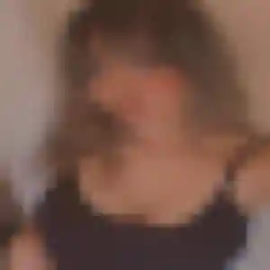Rachida, 22 ans, connectée à Loulay pour une rencontre coquine
