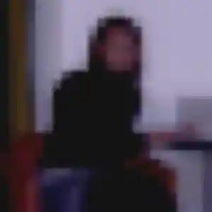 Laura, 37 ans, en ligne à Lüe pour un plan cul
