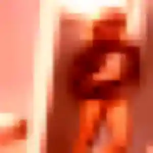 Salome, 40 ans, disponible à Magenta pour un plan cul