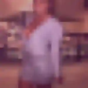 Anne-Marie, femme de 35 ans propose plan cul à Manom