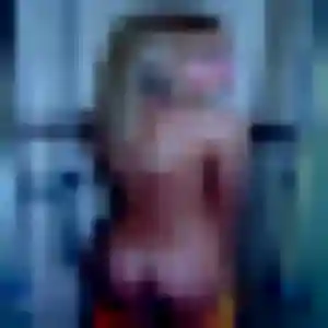 Dana (35 ans) à Manosque propose une rencontre ce soir