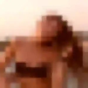 Contacte Vanessa, 22 ans à Marcillé-Robert en privé