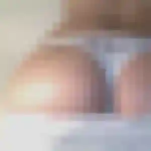 Aisha, fille de 25 ans veut plan cul à Maresches