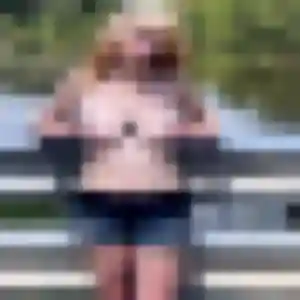 Photo de Caroline à Massieux (38 ans) - plan cul discret