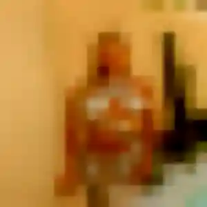 Contacte Edith, 22 ans à Matour en privé