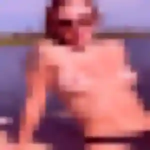Charmante Mathilde, 30 ans à Molac - voir sa photo