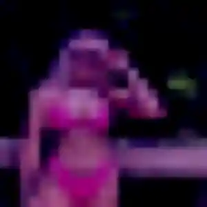Rose-Marie, 22 ans, dispo pour plan cul à Molières