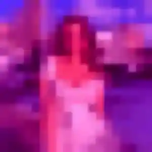 Contacte Inaya, 41 ans à Molliens-Dreuil en privé