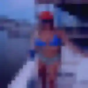 Helena, fille de 22 ans veut plan cul à Monterfil