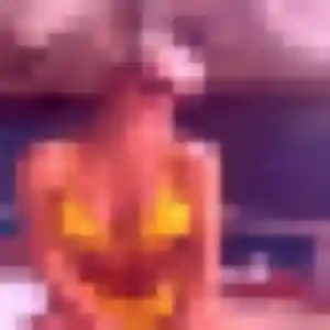 Karima, fille de 30 ans cherche plan cul à Montfort-sur-Risle