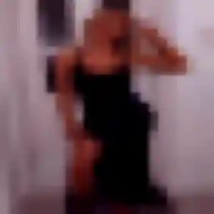 Rencontre Rebecca, 26 ans à Montignac-Lascaux en privé