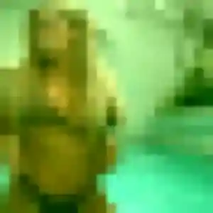 Rencontre Lisette, 23 ans à Montreuil en privé