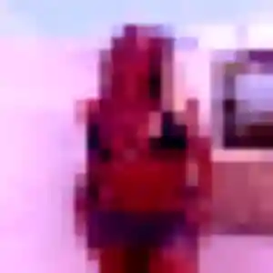 Estelle, 28 ans, en ligne à Montsalvy pour une rencontre coquine