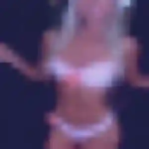 Severine, 35 ans, en ligne à Montvendre pour une rencontre coquine
