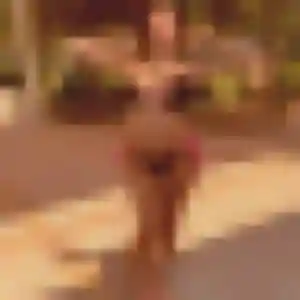 Brune (24 ans) à Morillon cherche une rencontre ce soir
