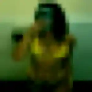 Rosalie, 35 ans, dispo pour plan cul à Mornac