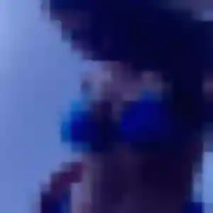 Photo de Rachel à Moulins-Engilbert (24 ans) - plan cul anonyme