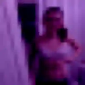 Vanessa, 22 ans, connectée à Mouzay pour une rencontre coquine