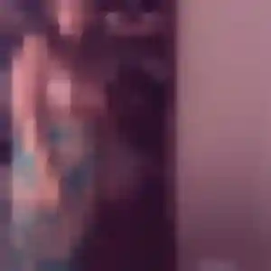 Iseult, 26 ans, connectée à Nancy pour une rencontre coquine