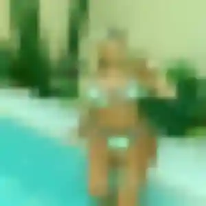 Sexy Gilberte, 34 ans à Narcastet - voir sa photo