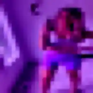 Belle Ursula, 39 ans à Naveil - la contacter