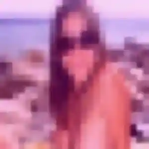plan cul à Nérondes : photo de Lily, 22 ans - accès libre