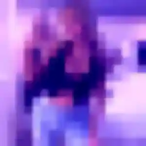Charmante Yvette, 24 ans à Neuvecelle - voir sa photo