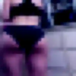 Rejoins Idalina, 28 ans à Neuvy-Pailloux gratuitement