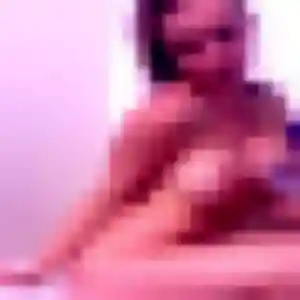 Ilona, 39 ans, connectée à Neuvy pour un plan cul