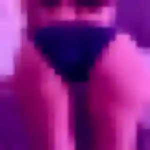Natasha, fille de 35 ans cherche plan cul à Névian
