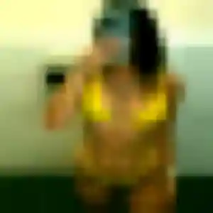 Rachida (41 ans) à Néville attend une rencontre aujourd'hui